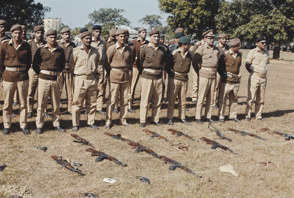 ১৬ ডিসেম্বরের পর যুদ্ধবন্দী পাকিস্তানি সেনাদের মধ্য ধর্ষণ ও নারী নির্যাতন নিয়ে কোনো অনুতাপ ছিল না। ছবি: সংগৃহীত