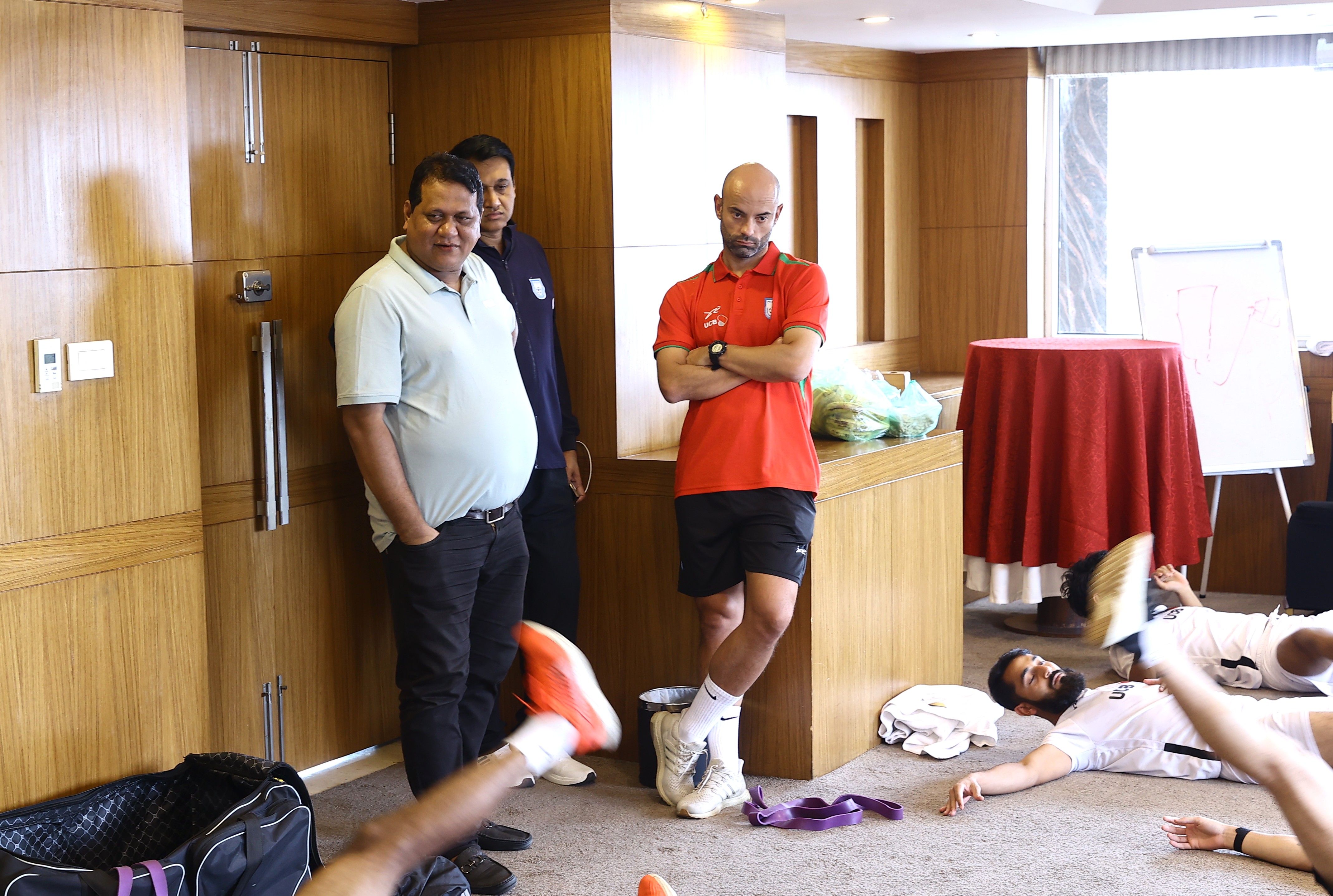 কাঠমান্ডুতে হোটেল–বন্দী বাংলাদেশ ফুটবল দল, অনুশীলন বাতিল