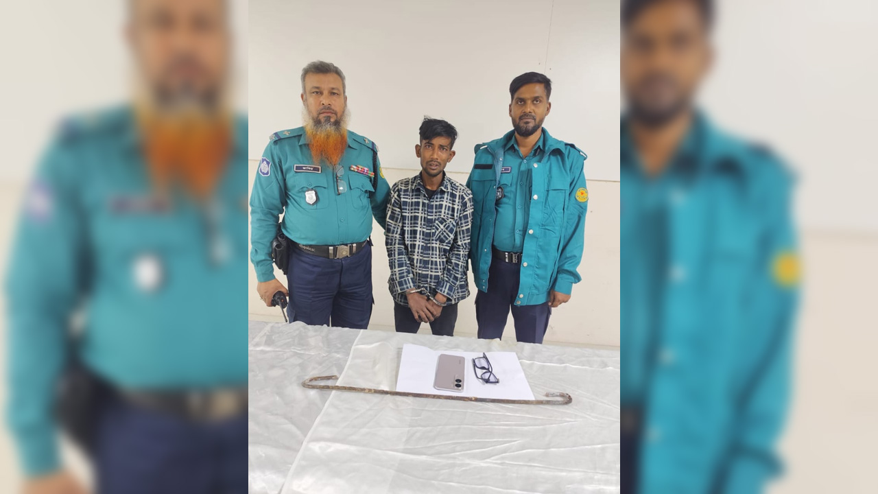 ছিনতাইয়ের শিকার বিচারকের মোবাইল-চশমা উদ্ধার, আটক ১