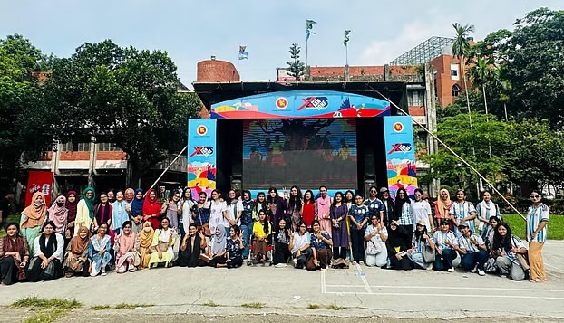 লিঙ্গ বৈষম্যের বিরুদ্ধে ব্যবস্থা নেওয়ার দাবি ঢাবির নারী শিক্ষার্থীদের