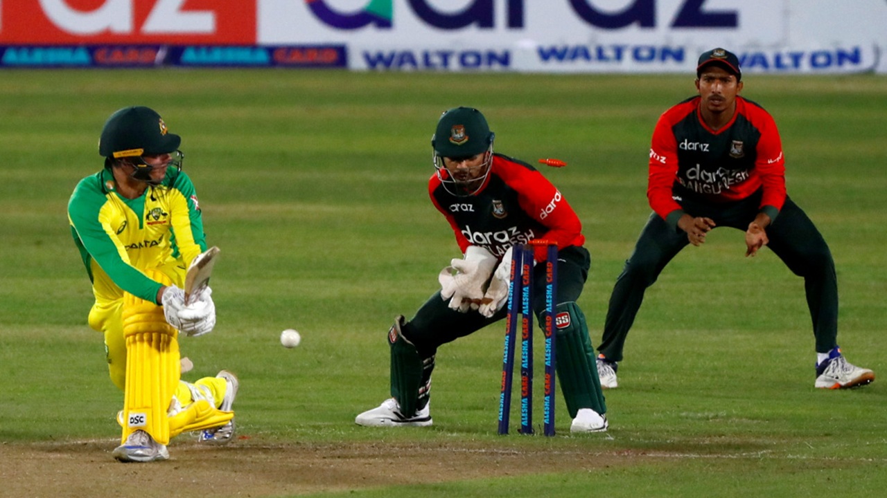 বিশ্বকাপের সময় অস্ট্রেলিয়া আসছে বাংলাদেশে