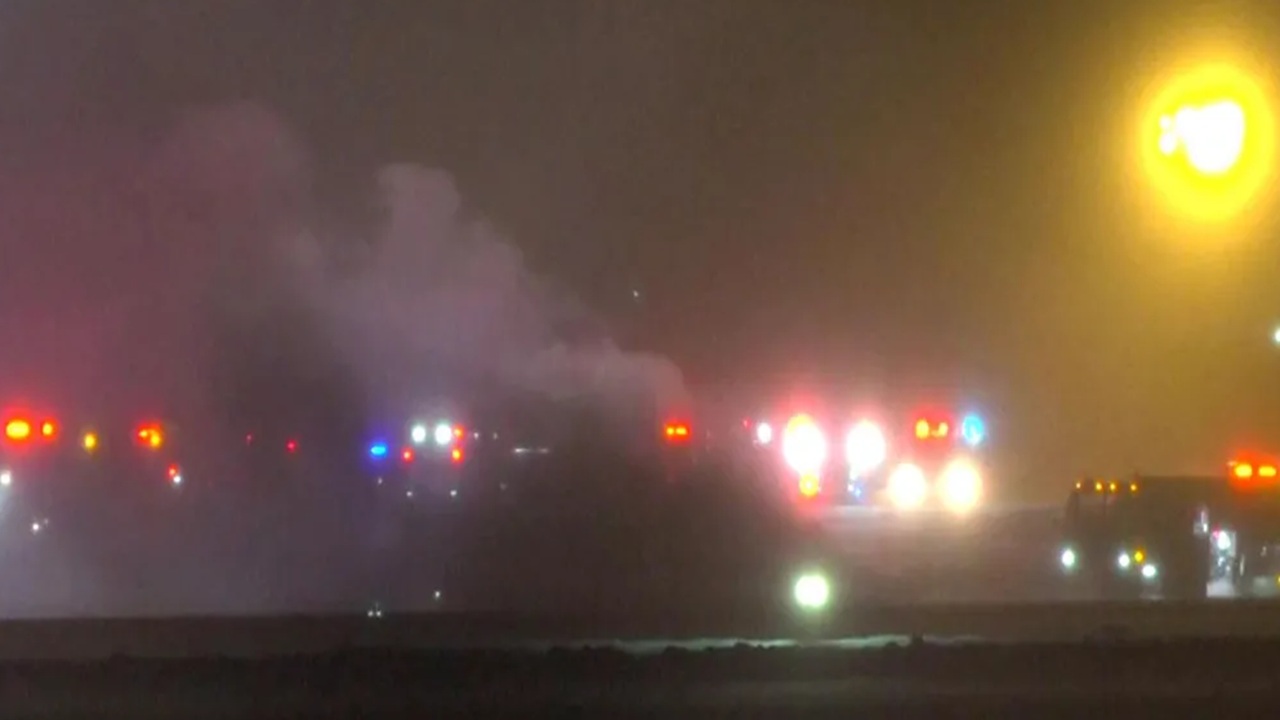 আমেরিকায় উড়োজাহাজ বিধ্বস্ত