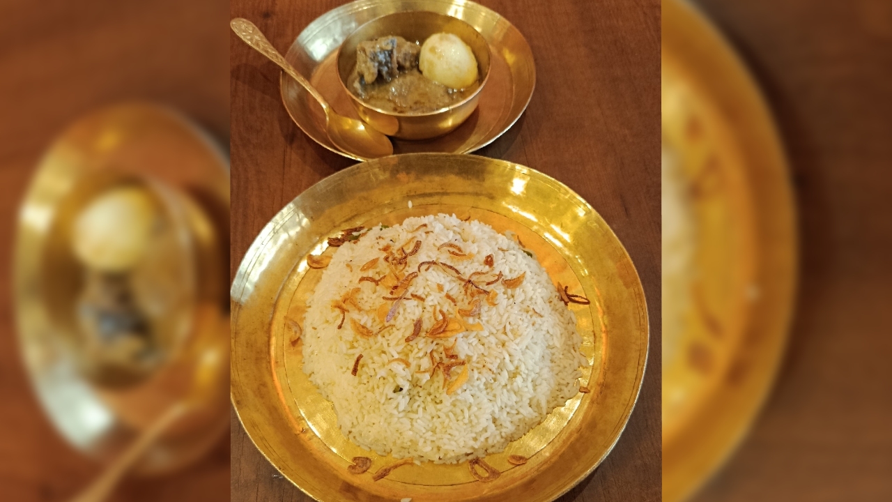 ঢাকার এক সময়কার ধনী ঘরের বাসিন্দারা পোলাও খেতেন। ছবি: চরচা
