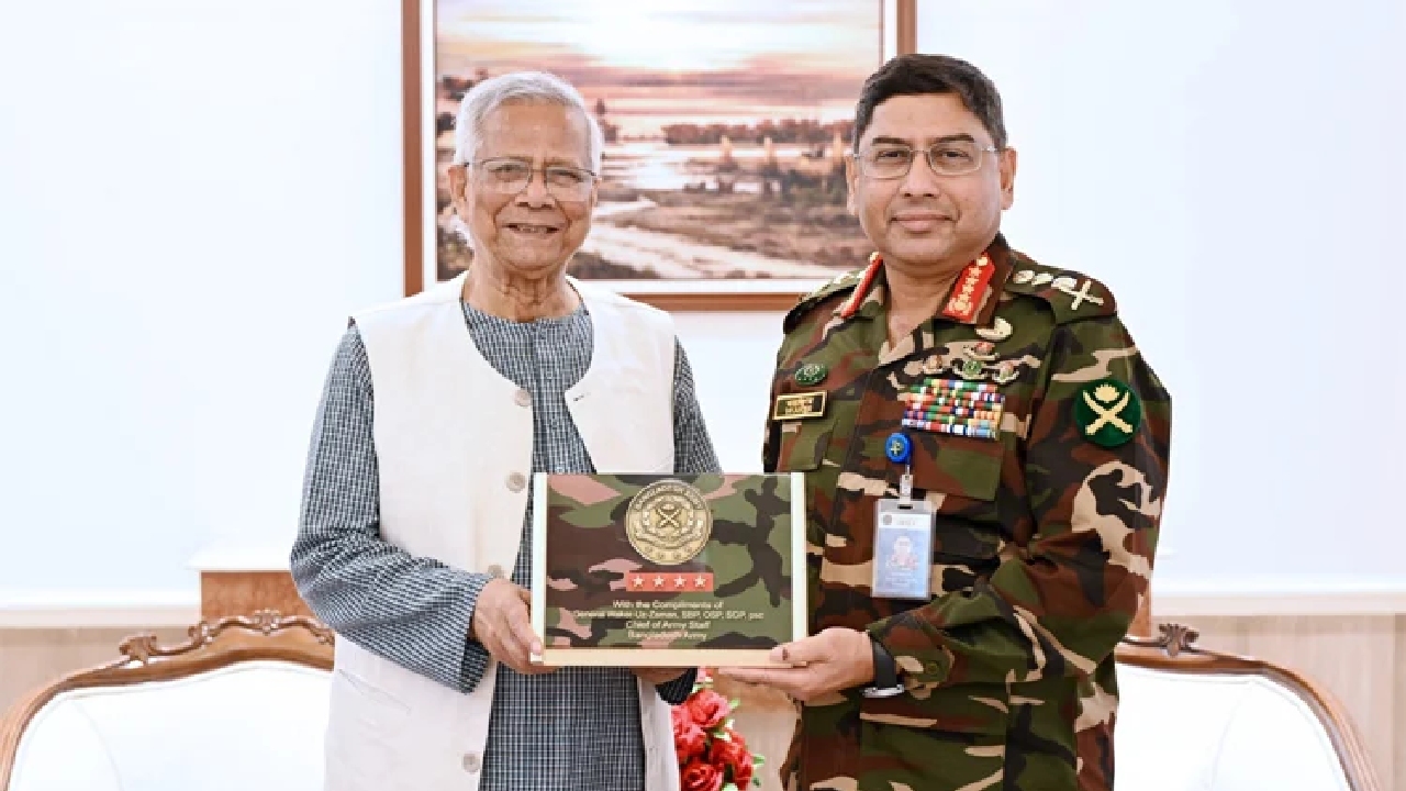 প্রধান উপদেষ্টার সঙ্গে সেনাপ্রধানের বিদায়ী সাক্ষাৎ