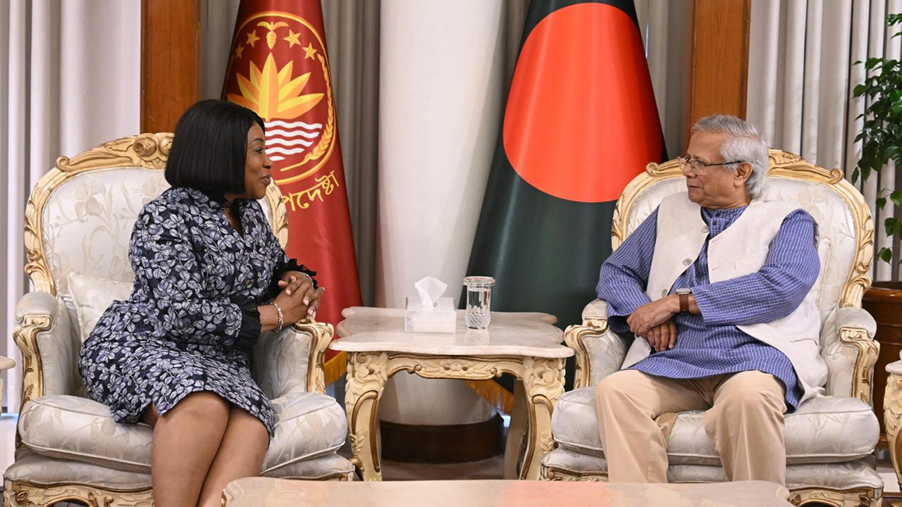 ভোট আয়োজনে কমনওয়েলথের সহযোগিতা চান প্রধান উপদেষ্টা