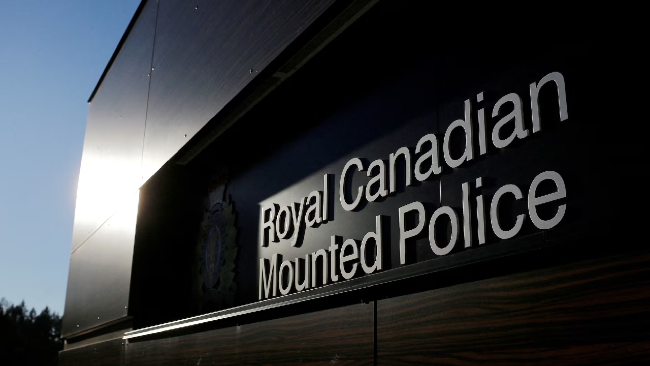 কানাডায় একটি স্কুলে বন্দুক হামলায় নিহত ১০, আহত অনেক