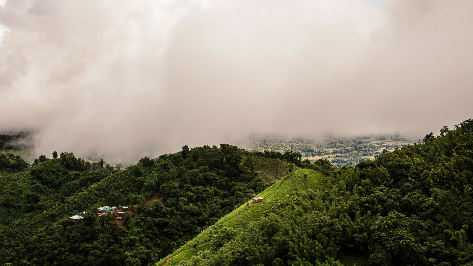 নির্বাচনের আগে যুক্তরাজ্যের নাগরিকদের বাংলাদেশের ৩ পার্বত্য জেলায় না যাওয়ার পরামর্শ