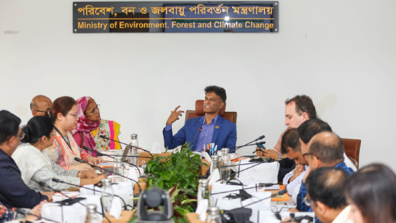 বাংলাদেশে সিসা দূষণ রোধে নীতি জোরদার ও খাত সংস্কারে উদ্যোগ