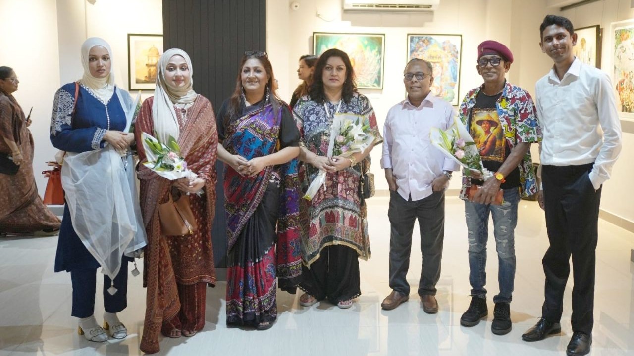 ‘পেটালস অব টাইম’ শীর্ষক শিল্প প্রদর্শনী শুরু, চলবে ৬ জুলাই পর্যন্ত