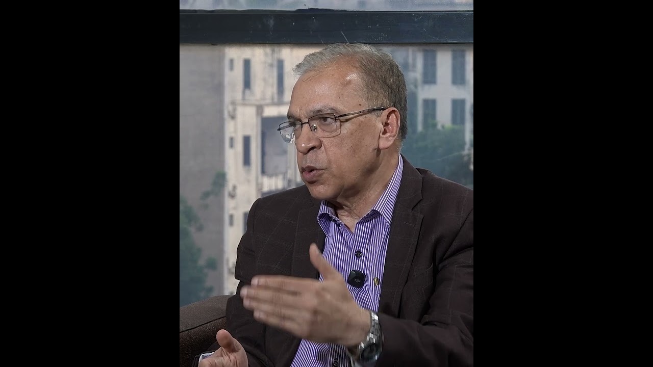 দুজন উপদেষ্টার এপিএস দুর্নীতির দায়ে পদচ্যুত, কিন্তু কোনো আইনি ব্যবস্থা নেওয়া হলো না কেন?