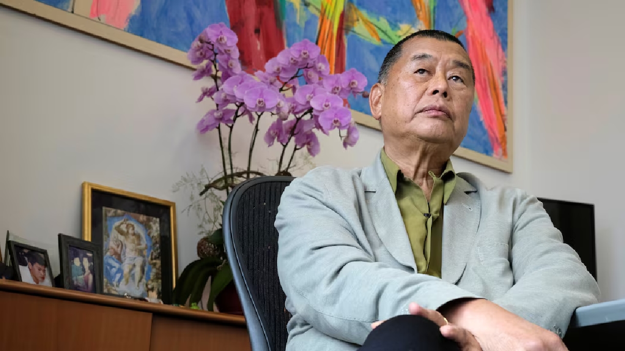 হংকংয়ের মিডিয়া মুঘল জিমি লাইয়ের ২০ বছরের কারাদণ্ড