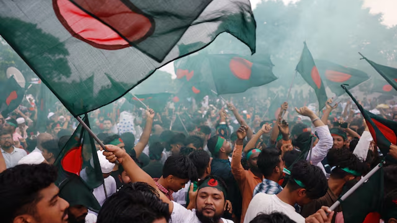 বাংলাদেশি তরুণরা কি ভারতবিদ্বেষী হয়ে উঠছে?