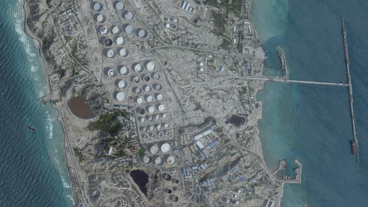 খারগ দ্বীপে যুক্তরাষ্ট্রের হামলা ঠেকাতে প্রস্তুতি নিচ্ছে ইরান