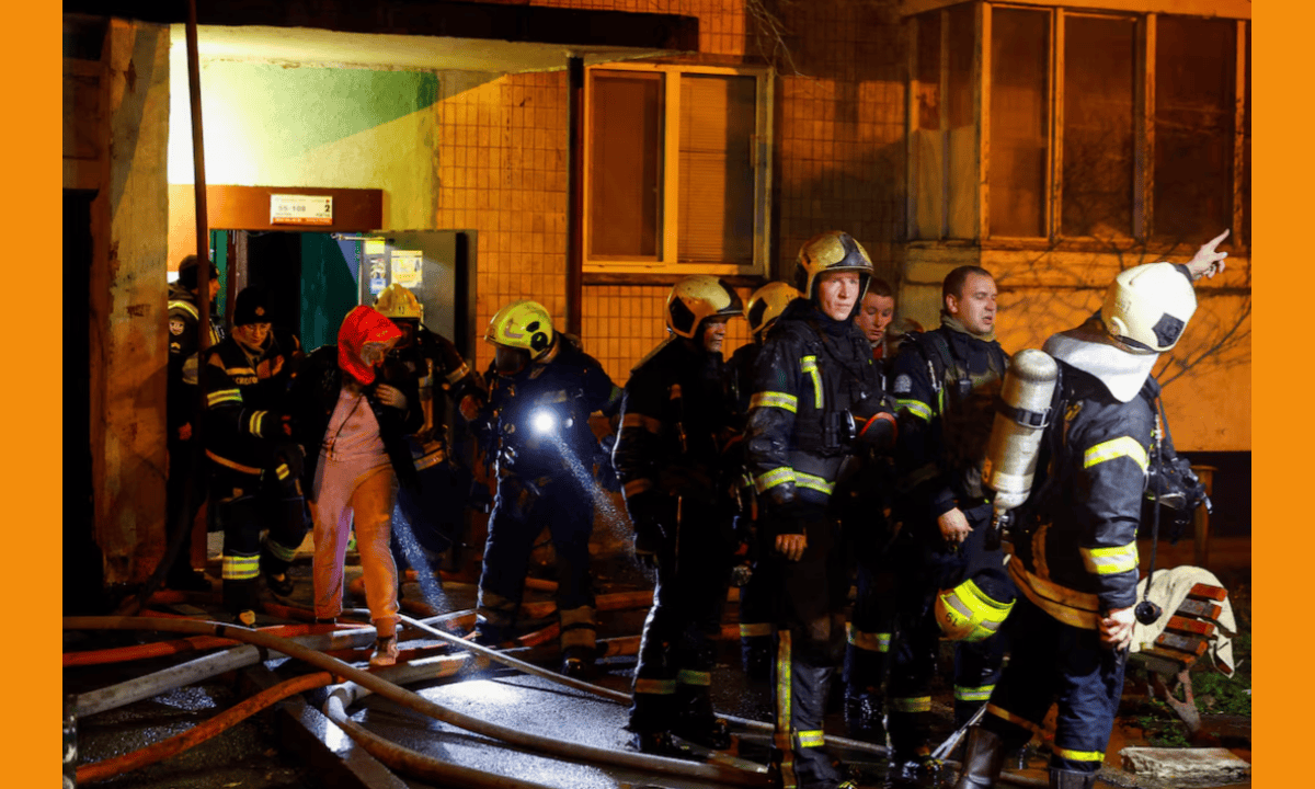 ইউক্রেন ও রাশিয়ার যুদ্ধ বন্ধের আলোচনার মধ্যেই চলছে পাল্টাপাল্টি হামলা, নিহত ৯