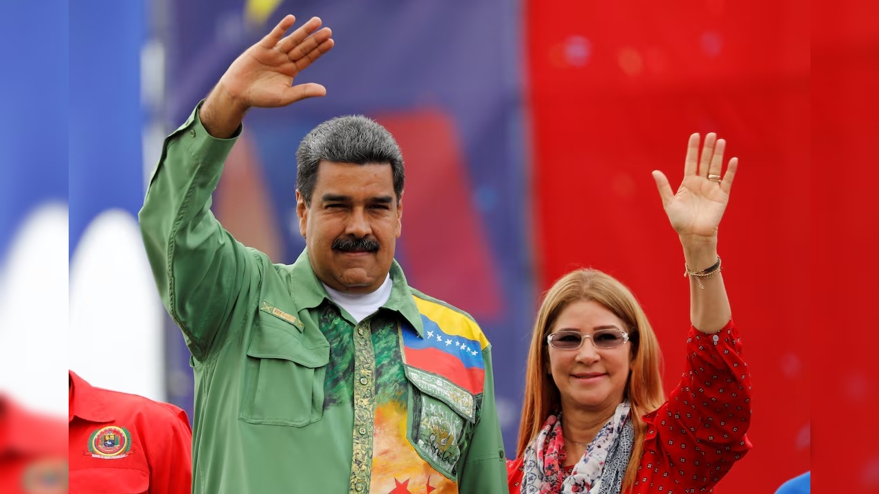 মাদুরো ও তার স্ত্রী যুক্তরাষ্ট্রে মাদক-সন্ত্রাস মামলায় অভিযুক্ত