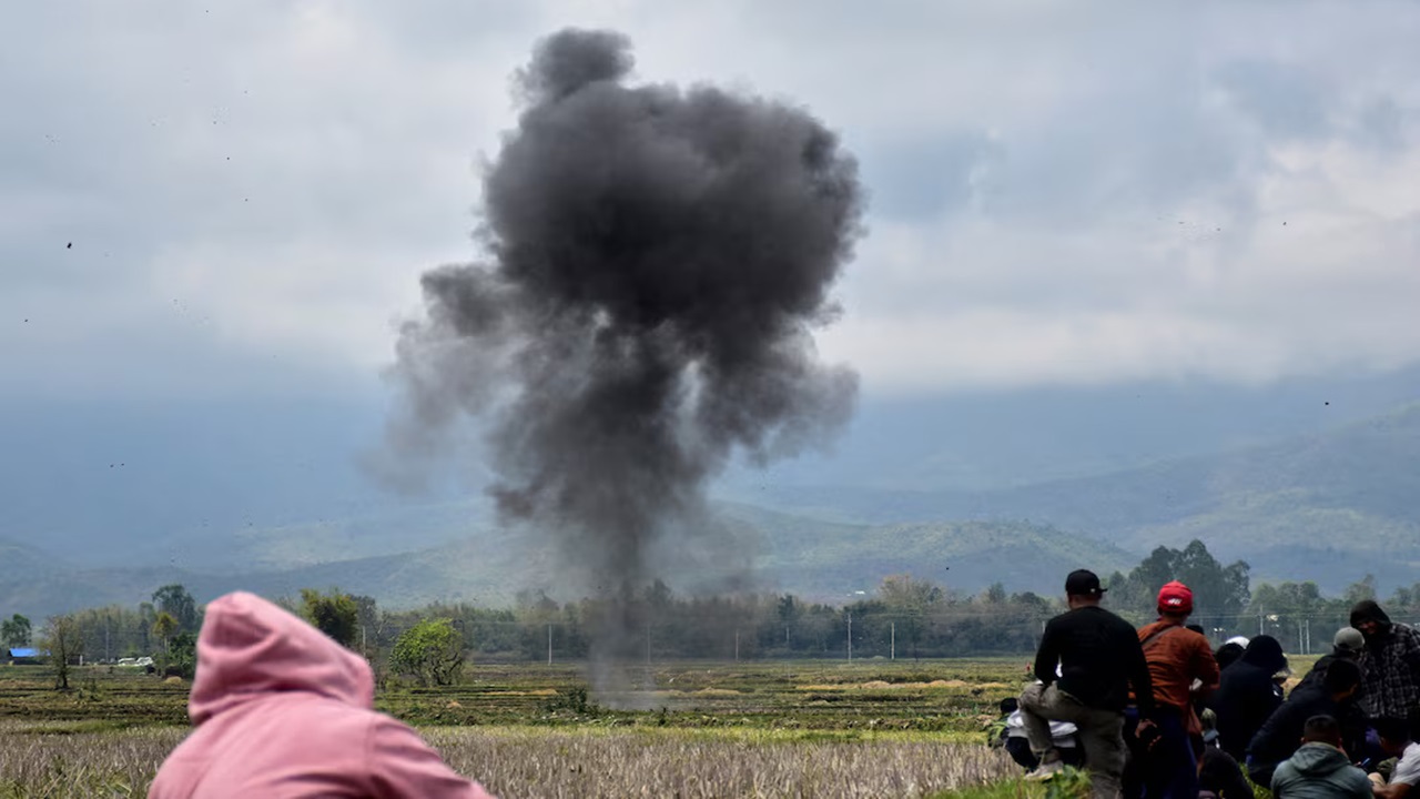 মণিপুরে ফের উত্তেজনা, গুলি ও বোমা বিস্ফোরণে শিশুসহ ৪ জনের মৃত্যু