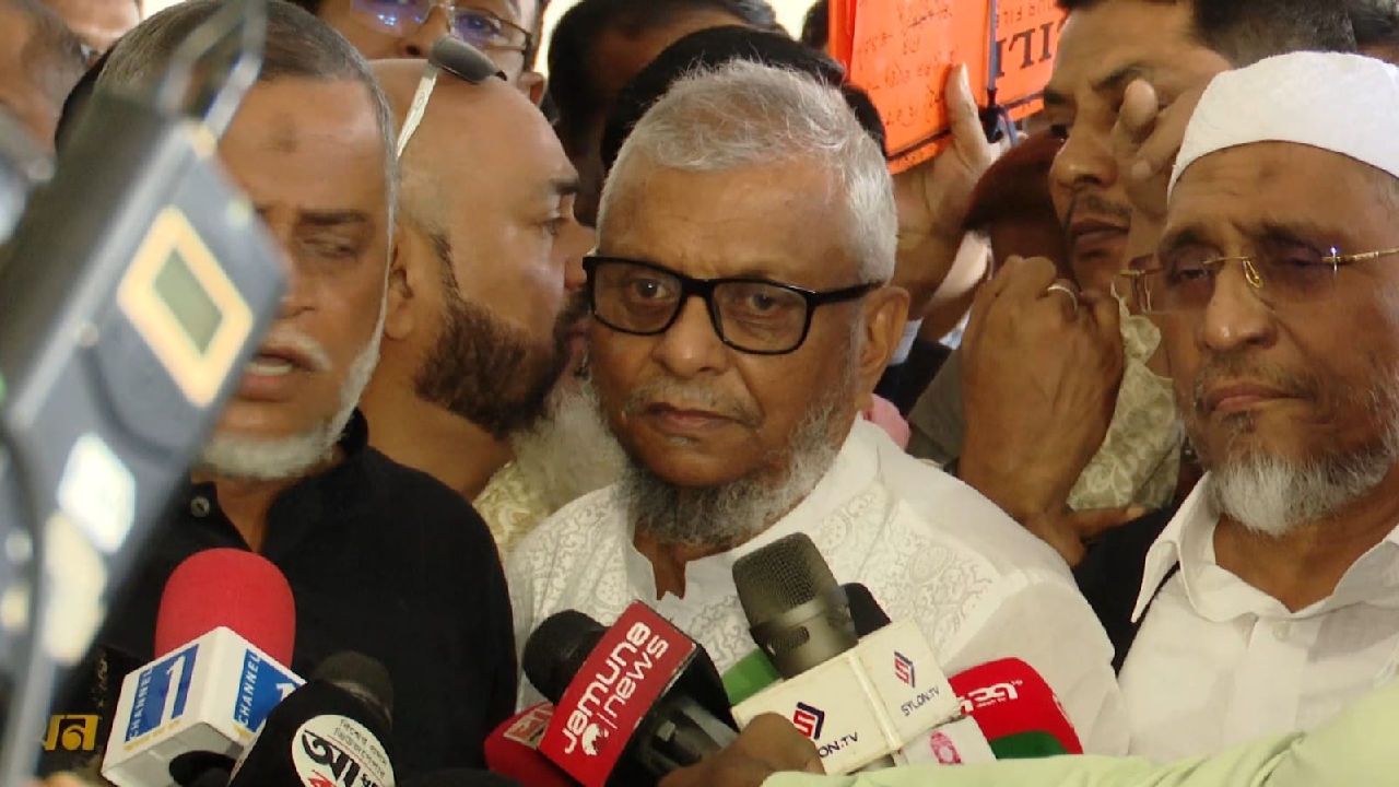 সুরঞ্জিত সেনগুপ্ত হত্যাচেষ্টা মামলা: হাজিরা দিলেন মন্ত্রী আরিফুল, এমপি বাবর