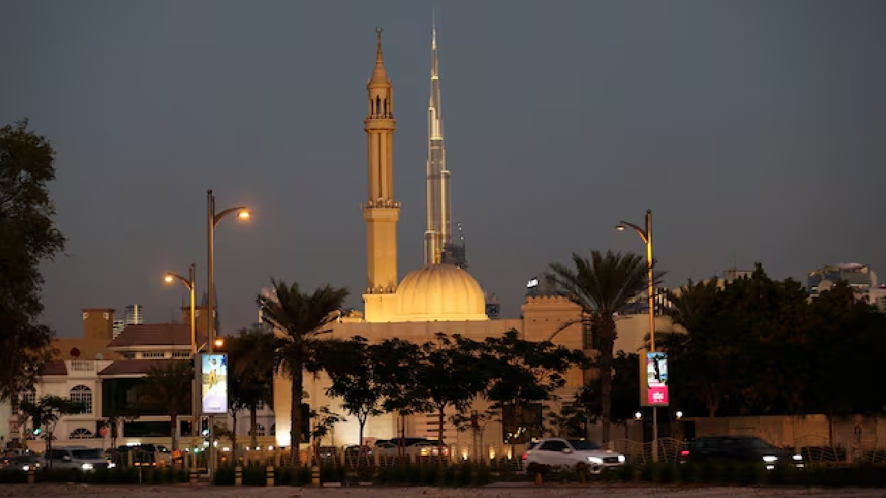 সৌদিতে রমজানে নামাজের সময় লাউডস্পিকার ব্যবহারে নিষেধাজ্ঞা