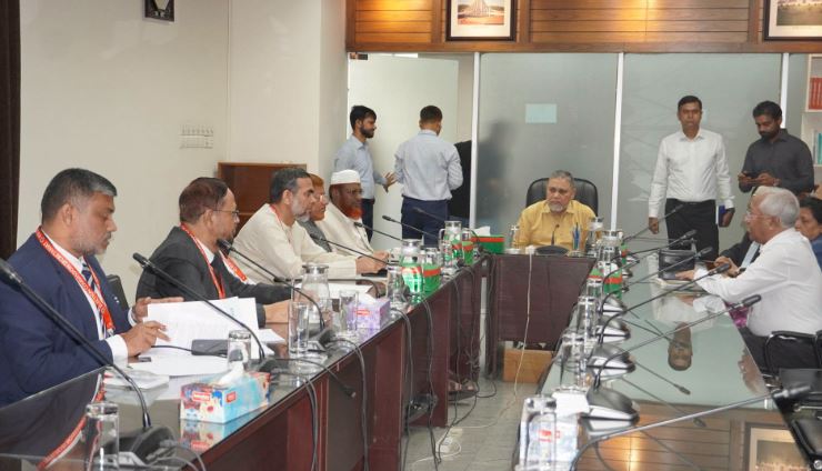 স্থানীয় সরকার নির্বাচন নিয়ে সম্প্রতি সিইসির সঙ্গে জামায়াতের প্রতিনিধি দলের সাক্ষাৎ। ছবি: বাসস