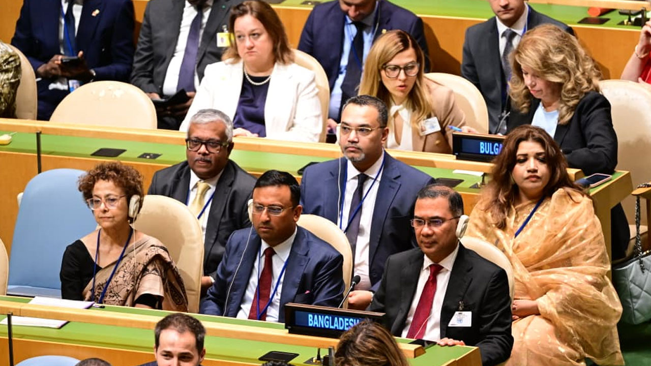নিউইয়র্কে ব্যস্ত সময় পার করছেন প্রধানমন্ত্রী
