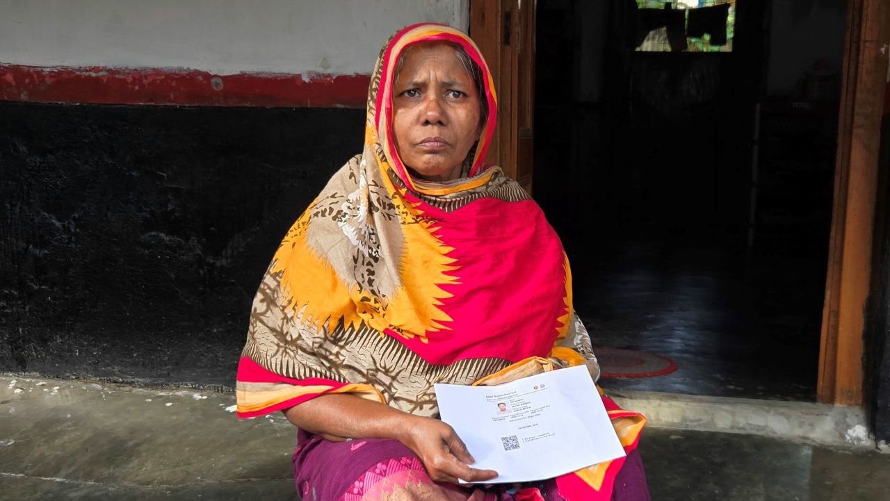 ‘ফল কেনার জন্য টাকা চেয়েছিলাম, ছেলে বলেছিল ১২ তারিখে পাঠাবে’