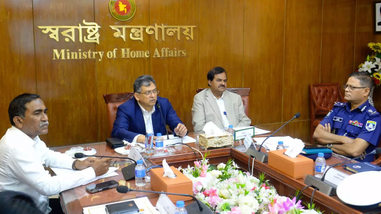 মিরপুরের উচ্ছেদ অভিযানে সমন্বয়ের ঘাটতি থাকতে পারে: স্বরাষ্ট্রমন্ত্রী