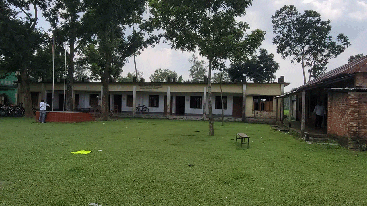 ঠাকুরগাঁওয়ের পাঁচটি স্কুলে এসএসসিতে কেউই পাস করেনি