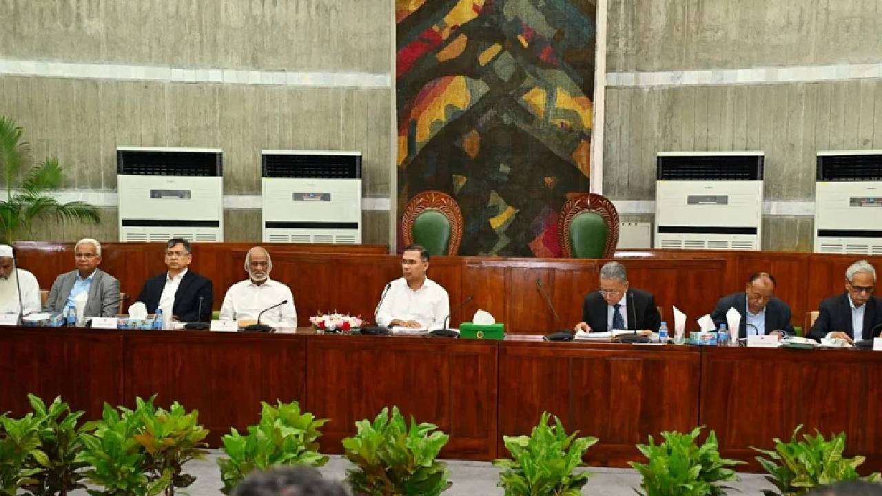 সৌরবিদ্যুতের যন্ত্রপাতি আমদানিতে শুল্ক-করে ৬ মাসের ছাড়