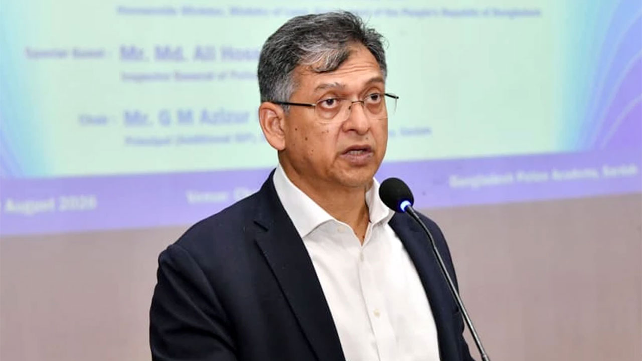 বেনজীরের জামিন বাতিলে দুবাইয়ে ল’ ফার্ম নিয়োগ করেছে সরকার: স্বরাষ্ট্রমন্ত্রী