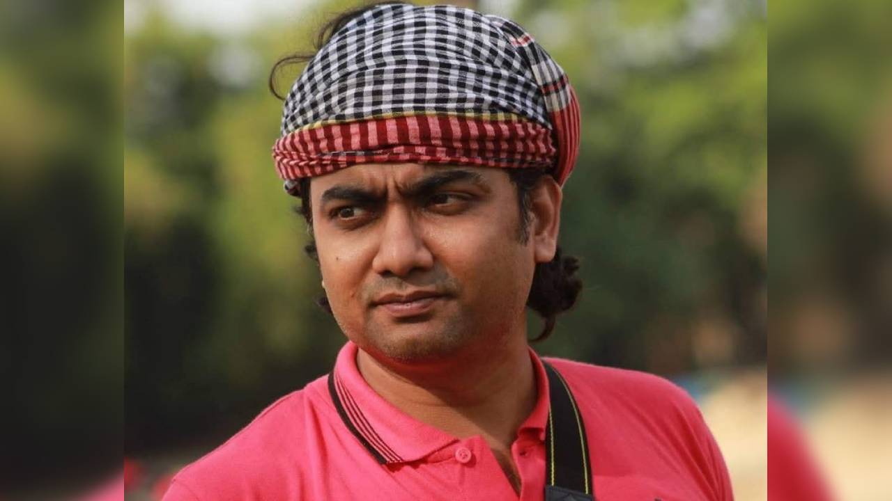 জুলাই আন্দোলন নিয়ে বিতর্কিত পোস্ট, চবি শিক্ষক বরখাস্ত