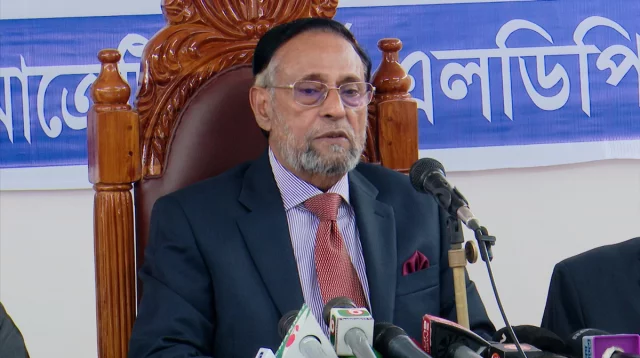 ১১ দলীয় জোটের রাষ্ট্রপতি প্রার্থী অলি আহমদ