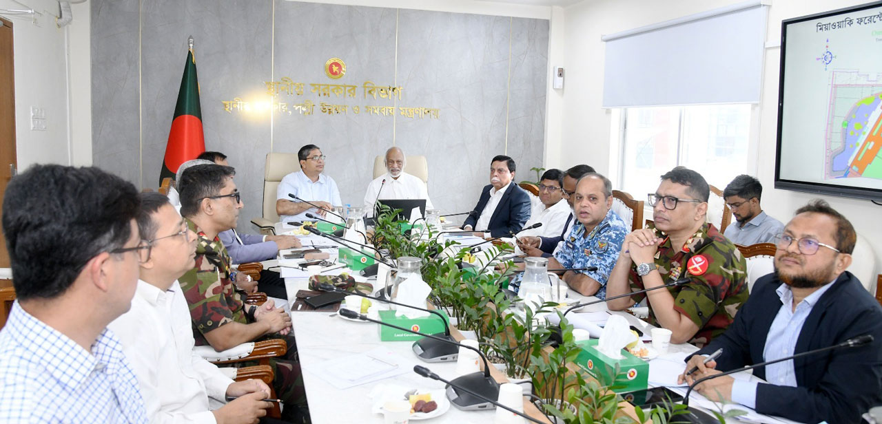 প্রধানমন্ত্রীর ‘ক্লিন সিটি, গ্রিন সিটি’ দ্রুত বাস্তবায়নের নির্দেশ মন্ত্রীর