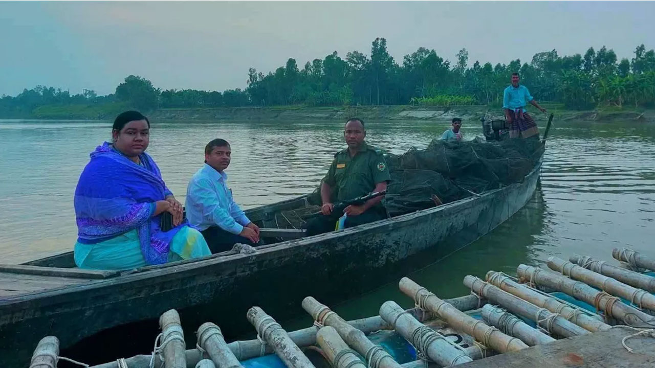 গাইবান্ধায় ইউএনওর ওপর অবৈধভাবে বালু উত্তোলনকারীদের হামলা