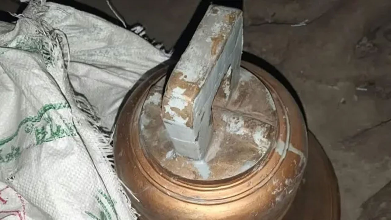 মোহাম্মদপুরে চার্চ থেকে চুরি হওয়া ৭০ কেজির ঘণ্টা উদ্ধার