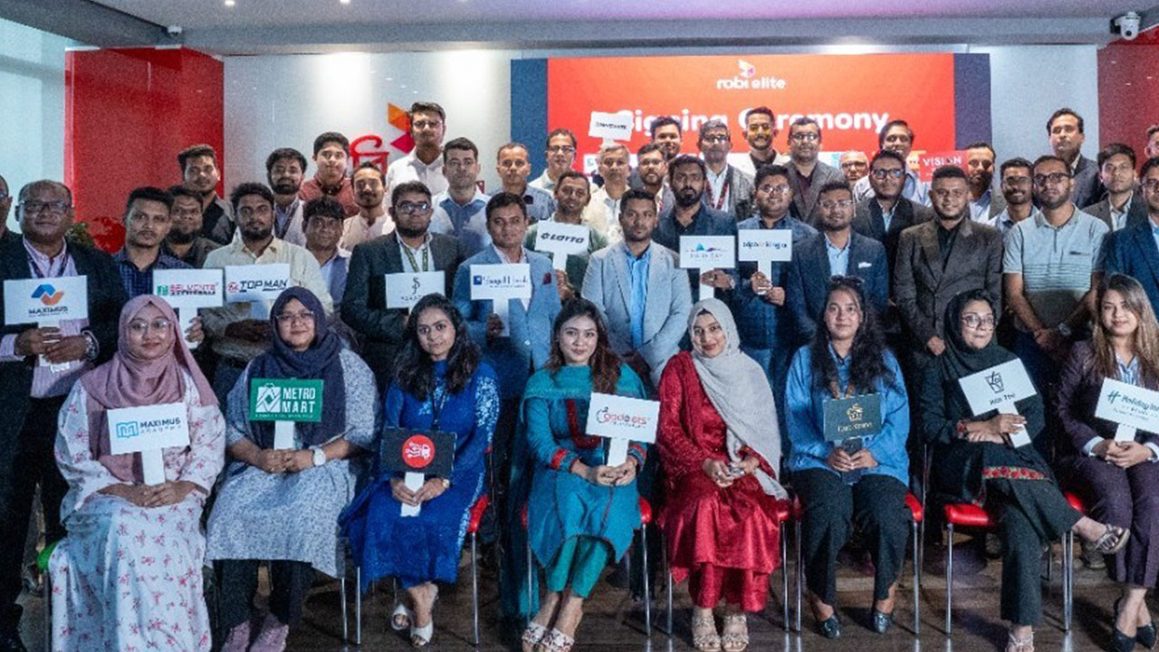 রবি এলিট পার্টনার নেটওয়ার্ক সম্প্রসারণ, গ্রাহকদের ৭৫% পর্যন্ত ছাড়