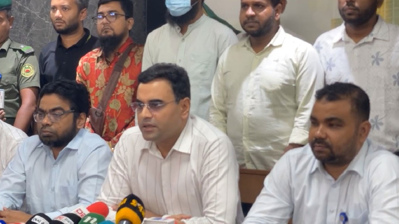 সালমান মুক্তাদিরের শ্বশুরের ফু-ওয়াংসহ ৪ বারে অভিযান