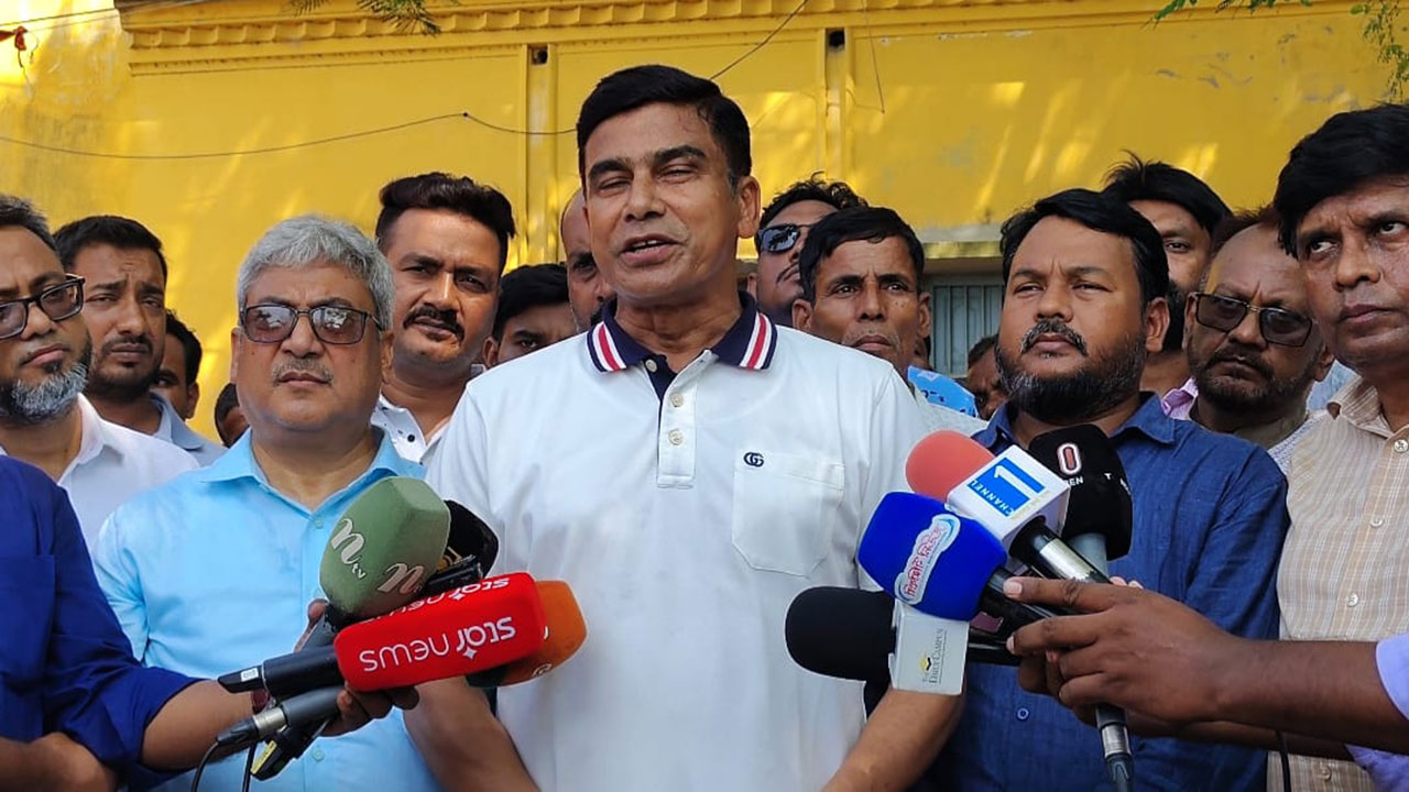 ফারাক্কা চুক্তি নবায়ন করে ভারত বন্ধুত্বের নজির রাখবে, আশা প্রতিমন্ত্রীর