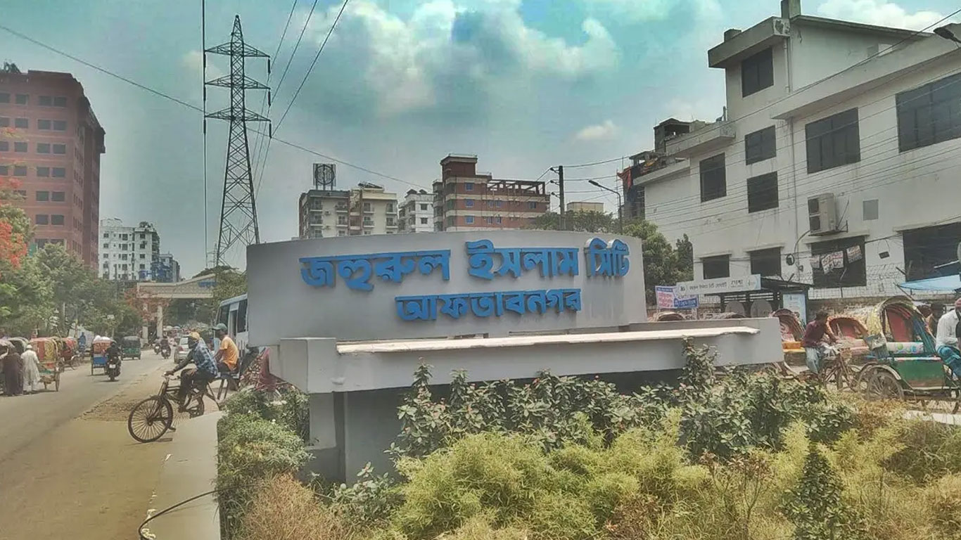 আফতাবনগরে ডিবির সঙ্গে ‘গোলাগুলি’, পিস্তল ও গুলিসহ যুবক আটক