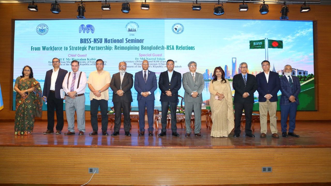 জনশক্তি রপ্তানির গণ্ডি ছাড়িয়ে ঢাকা-রিয়াদকে বৃহত্তর কৌশলগত অংশীদারত্ব গড়তে হবে