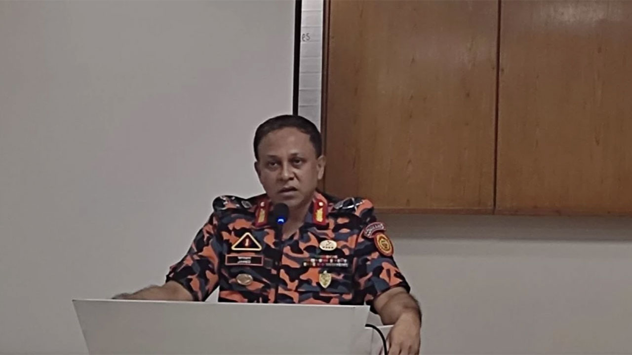 ঢাকায় ৭ মাত্রার ভূমিকম্প হলে ফায়ার সার্ভিস নিজেই ক্ষতিগ্রস্ত হতে পারে: মহাপরিচালক