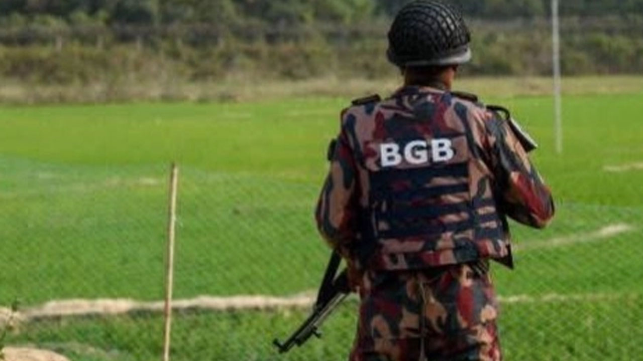মৌলভীবাজার সীমান্তে গোলাগুলি, ভারতীয় চোরাকারবারি আটক