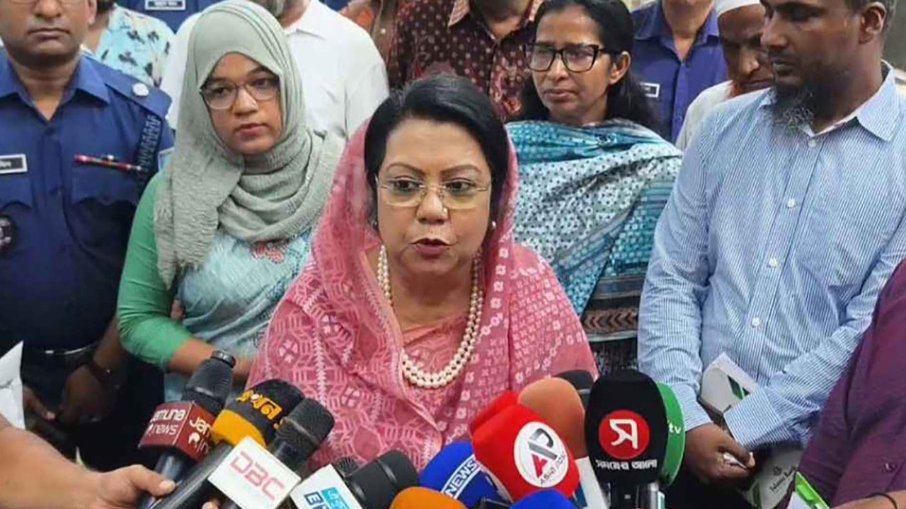 খাদ্য গুদামের সিন্ডিকেট ভাঙতে কাজ করছি: খাদ্যমন্ত্রী