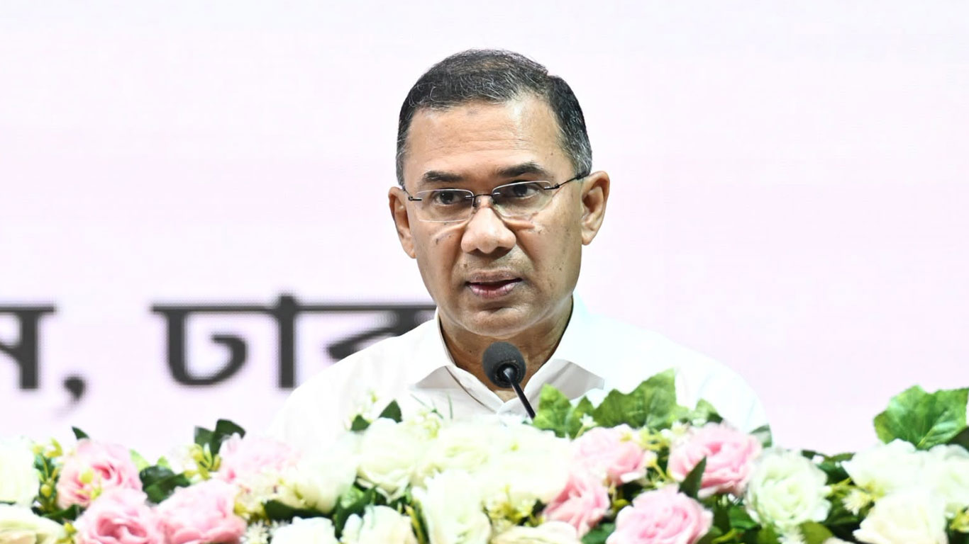 সংখ্যালঘু বা সংখ্যাগুরু নয়, নিজেদের বাংলাদেশি ভাবতে হবে: প্রধানমন্ত্রী