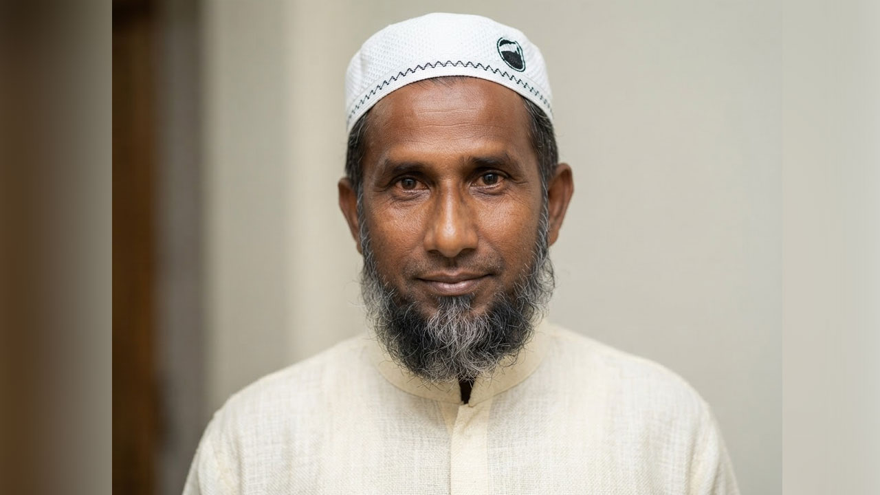 নামাজ শেষে বাড়ি ফেরার পথে ইজিবাইকের ধাক্কা, নিহত ১