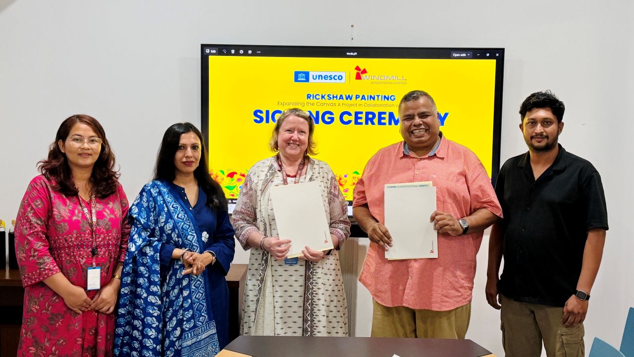 রিকশা পেইন্টিংকে বিশ্বমঞ্চে তুলে ধরতে ইউনেসকো ও উইন্ডমিলের সমঝোতা চুক্তি