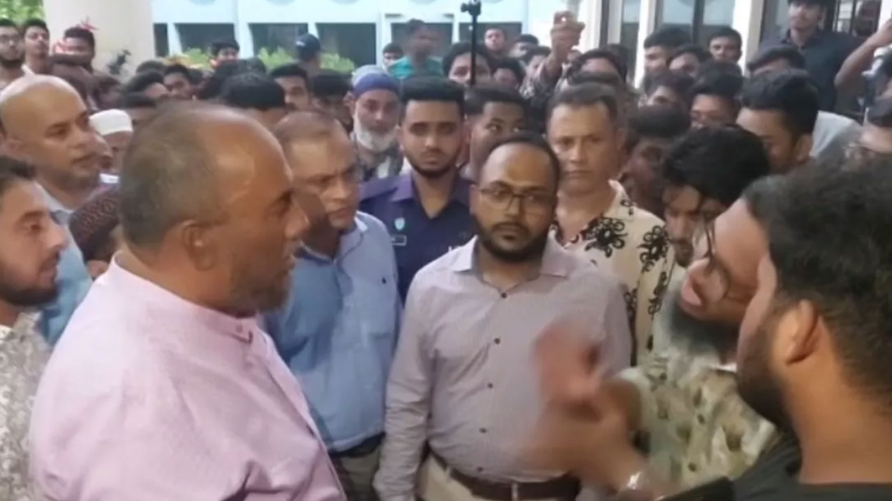৩৩ ঘণ্টা পর মুক্ত সিলেট ইঞ্জিনিয়ারিং কলেজের অবরুদ্ধ শিক্ষকরা