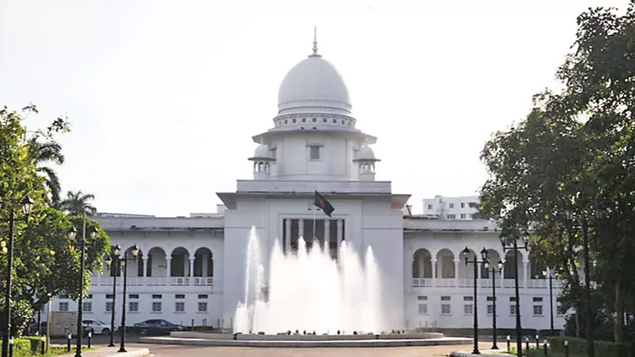 কক্সবাজার সৈকতে সড়ক নির্মাণ বন্ধের নির্দেশ হাইকোর্টের