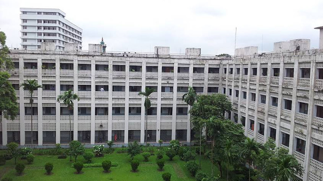 বাংলাদেশ সচিবালয়। ছবি: বাসস