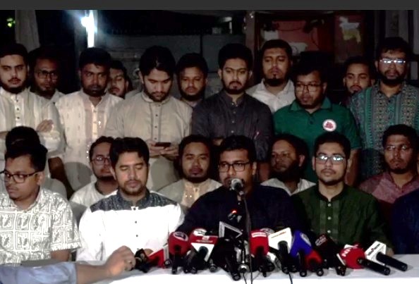 আপনার পতনের জন্য যুবদল-ছাত্রদলই যথেষ্ট হবে, প্রধানমন্ত্রীর উদ্দেশে শিবির সভাপতি