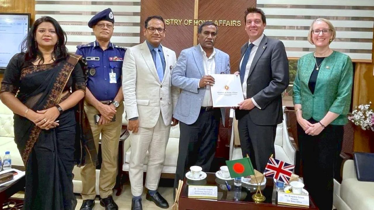 অভিবাসন অপরাধ দমনে সহযোগিতা জোরদারে একমত ঢাকা ও লন্ডন